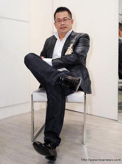 明星秋冬最爱靴款／设计鬼才林国基　靴款走另类风格　首重鞋跟变化、抢眼为主！