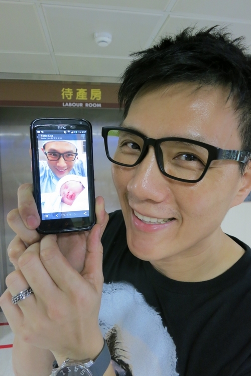 蒋伟文喜获麟儿（图片来源：艾迪升）